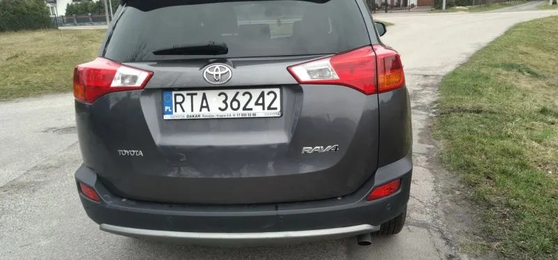 Toyota RAV4 cena 28000 przebieg: 305400, rok produkcji 2013 z Pilzno małe 277
